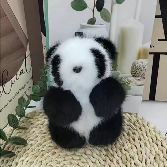 Adorable  big Panda Pendant: Imitation Mink Fur Keychain - Picture 4 of 7